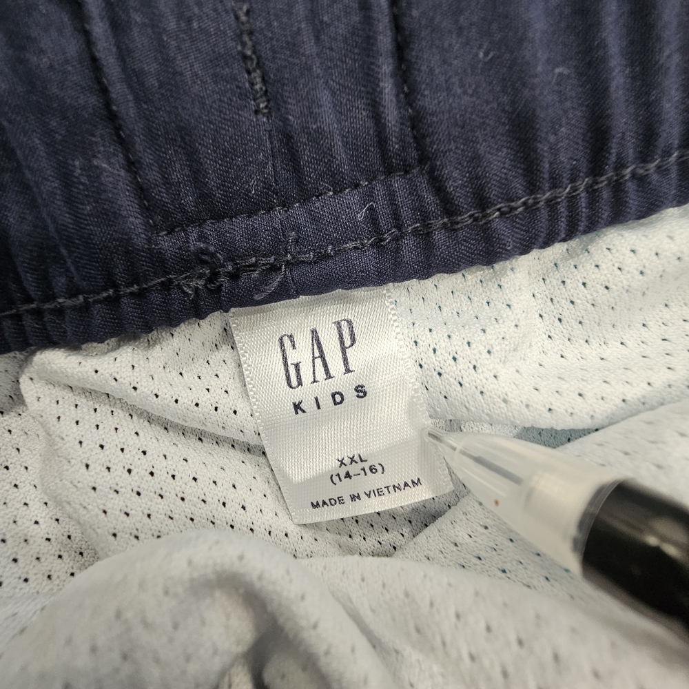 Colorful Men's Shorts Collection - Picture 2 of 10